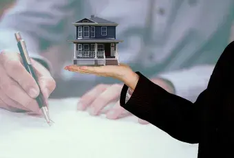 Подписание документов на недвижимость