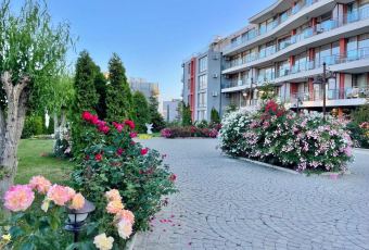 Территория комплекса Sun Wave 