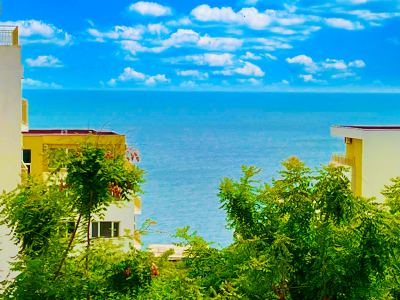 вид на море с террасы квартиры