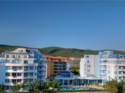 фасад комплекса Лагуна