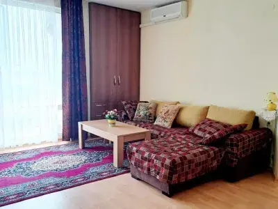 гостиная двухкомнатной квартиры в комплексе Imperial Fort Club