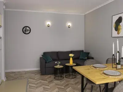 гостиная двухкомнатной квартиры в комплексе Sun Sity