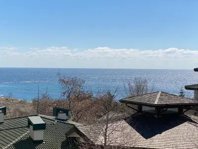 вид на море с балкона