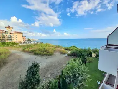Вид на море из балкона / Fort Noks