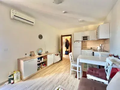 Cascadas Ravda | Трёхкомнатная квартира: гостиная, кухня 