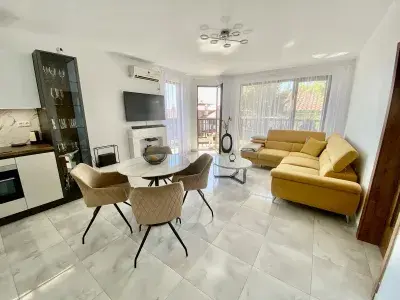 Sun Coast | Трёхкомнатная квартира 