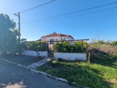 Дом в селе Винарско, Бургасская область — 89 м² с участком 820 м²