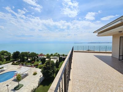 Prestige Fort Beach терраса с видом на море 