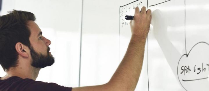 Как осуществлять контроль за иностранной недвижимостью