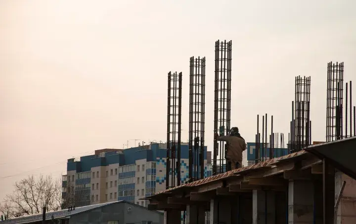 строительство нового жилого дома