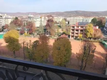 балкон с видом на горы