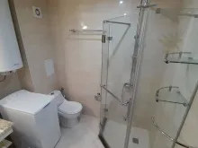 ванная с душевой кабиной