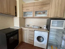 встроенная кухня в гостиной