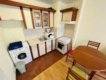 встроенная кухня в гостиной