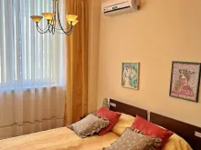 Кровать в спальне