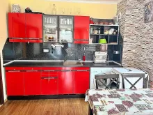 гостиная с кухонным боксом