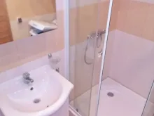 душевая кабина в ванной