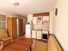 диван в квартире