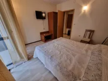 кровать
