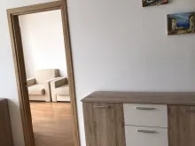 комод в комнате