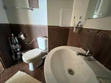 туалет и умывальник