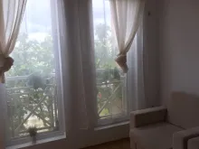 окна в спальне