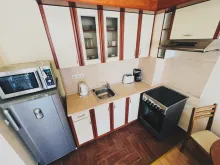 Холодильник и микроволновая печь