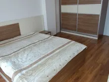 кровать, шкаф