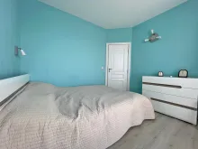 кровать и комод