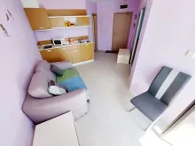кухня и диван