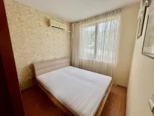 двуспальная кровать