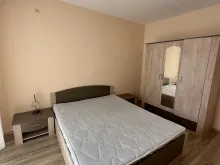 двуспальная кровать