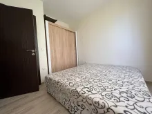 Двуспальная кровать, гардероб