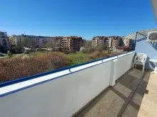терраса с видом на окрестности