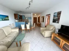 гостиная трехкомнатной квартиры в комплексе Sun Coast