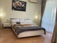 двухспальная кровать