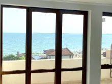 вид на море из окон квартиры