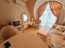 красивая мебель в гостиной