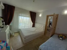 двухспальная кровать