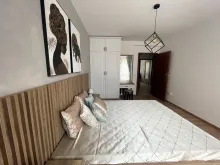 двухспальная кровать