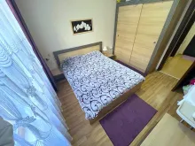 гардероб и двухспальная кровать