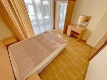 двухспальная кровать