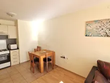 кухня и обеденный стол