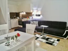 диван и другая мебель