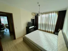двухспальная кровать