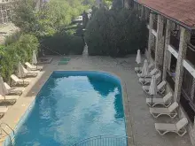 бассейн