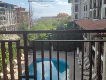 вид на бассейн