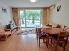 окно в гостиной