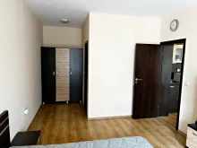 гардероб в нише