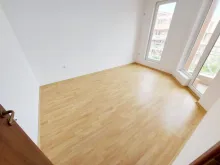окна в спальне